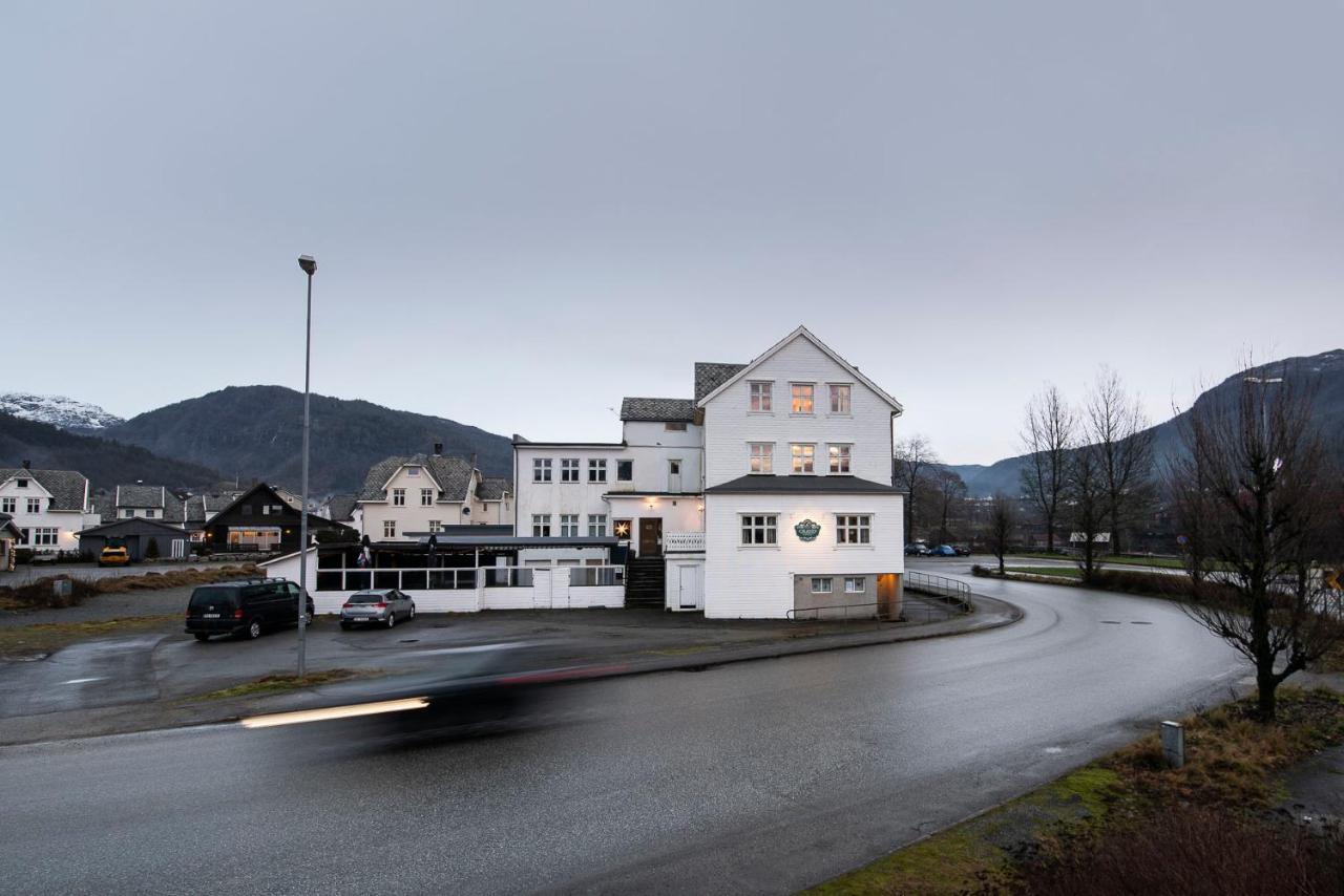 Grand Hotell Sauda Budget エクステリア 写真